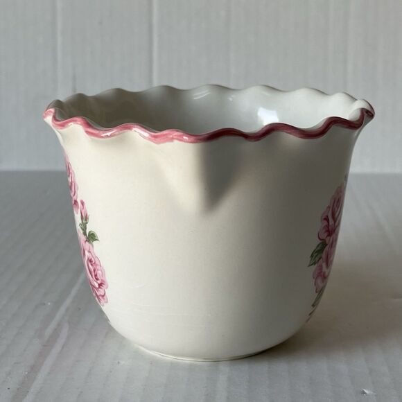 VTG Victorian Garden By MANN MCMLXXXII Hand Painted Ceramic 2.5 Measuring Cup - Picture 11 of 14